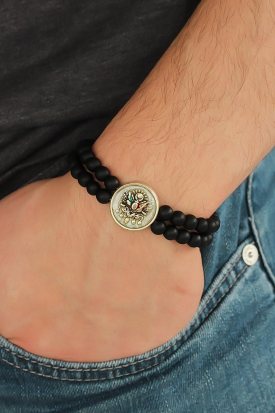 Gri Renkli Metal Üzerine Osmanlı Arma Figürlü Siyah Renk Çift Sıra Doğal Taş Erkek Bileklik