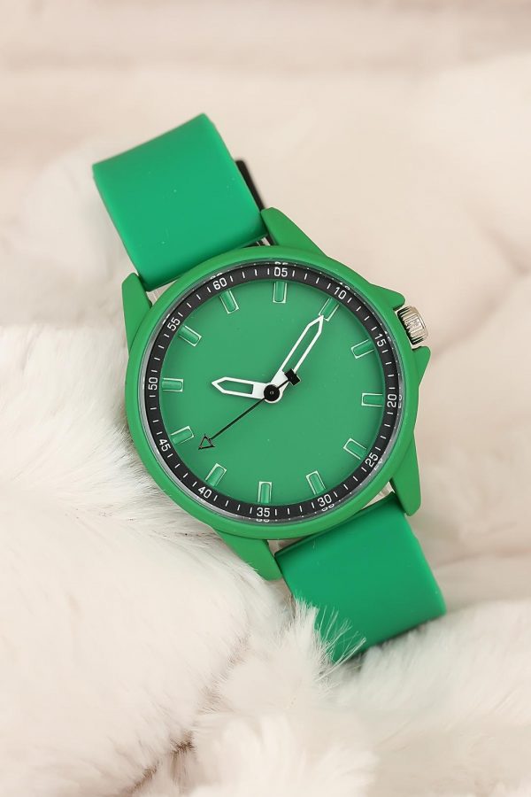 Yeşil Silikon Kordonlu Bayan Kol Saati Saat