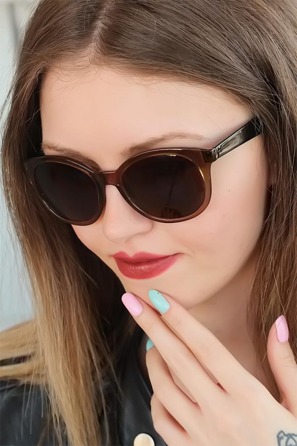 Kahverengi Oval Clariss Marka Bayan Güneş Gözlüğü