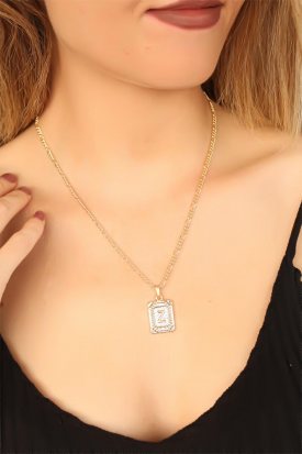 Gold Renk Metal Plaka Tasarım Zincirli Z Harfi Bayan Kolye