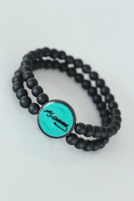 Füme Renkli Metal Üzerine Atatürk İmzası Figürlü Siyah Renk Çift Sıra Doğal Taş Erkek Bileklik