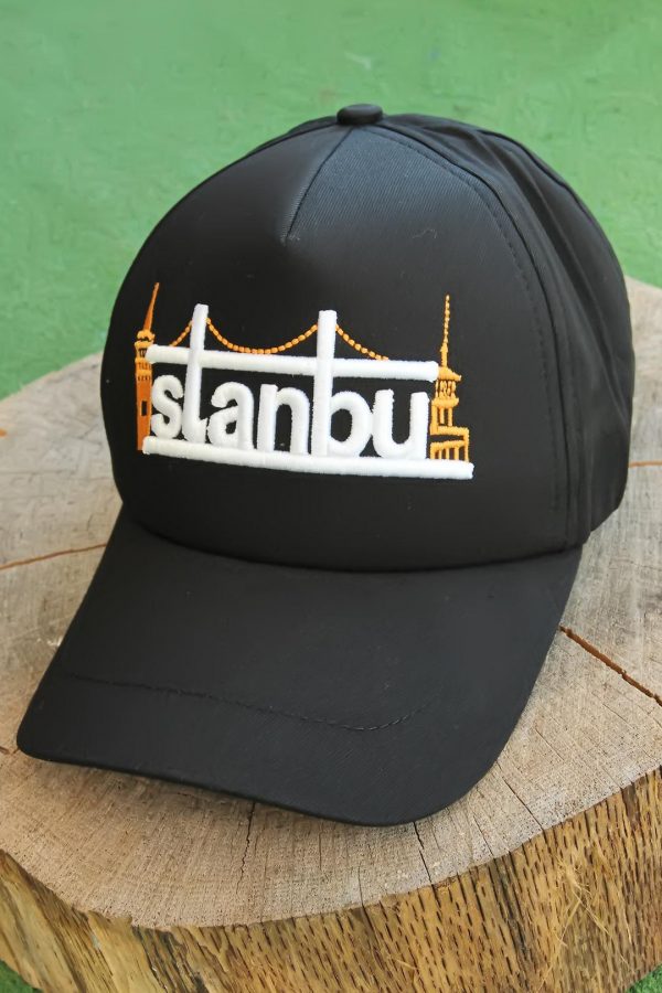 Boğaz Manzaralı İstanbul Yazılı Siyah Renk Şapka