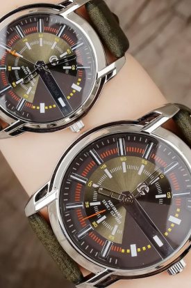 Yeşil Deri Kordonlu Gümüş Renk Metal Kasa Sevgili Saat Kombini