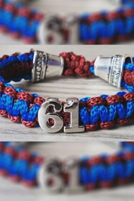 61 Yazılı Bordo Mavi Bileklik